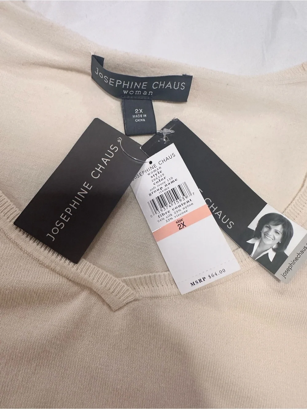 NWT Josephine Chaus Sz2X lightweight Ivory silk blend Vneck 3/4 length sleeve